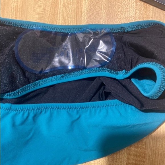 Profile by Gottex Women's Phoebe Deep Plunge One Piece NWT size 12 - Picture 10 of 10